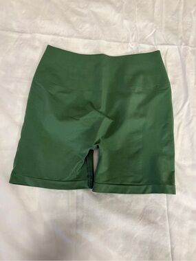 Alphalete Amplify Short